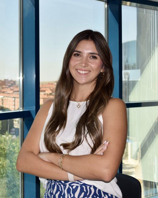 Celia Fariñas Ruiz, Law graduate